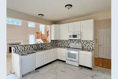 2341 Oaktree Place, Cincinnati, OH 45238 - Photo 2