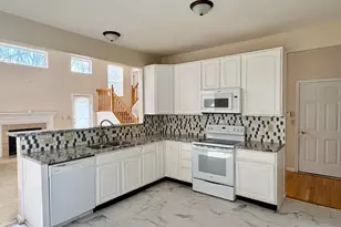 2341 Oaktree Pl, Cincinnati, OH 45238 - Photo 2