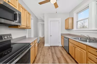 1007 W Loveland Avenue, Loveland, OH 45140 - Photo 12