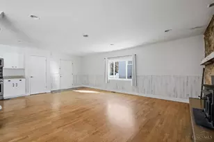 5744 Lynn St, Franklin Township, OH 45005 - Photo 8