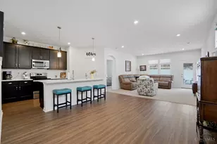 416 Summerlyn Farms Ct, Lebanon, OH 45036 - Photo 2