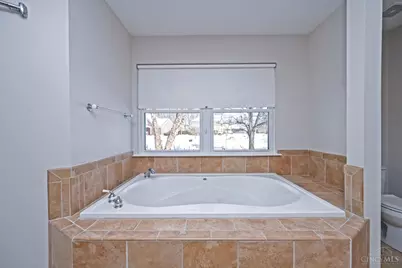 1081 Sedgefield Court, Hamilton Township, OH 45039 - Photo 34