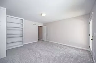 1081 Sedgefield Ct, Hamilton Township, OH 45039 - Photo 38