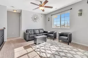 8016 E Summerlin Ct, Liberty Township, OH 45044 - Photo 18