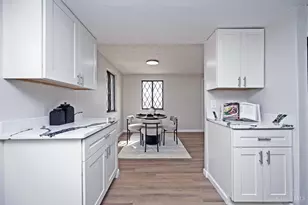 7494 Dover Dr, West Chester, OH 45069 - Photo 14