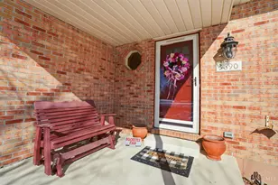 3690 Buttonwood Ct, Fairfield Township, OH 45011 - Photo 4