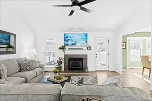 1065 Dunstan Ct, Hamilton Township, OH 45152 - Photo 6