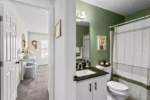 1065 Dunstan Ct, Hamilton Township, OH 45152 - Photo 22