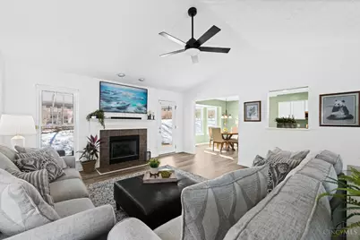 1065 Dunstan Court, Hamilton Township, OH 45152 - Photo 8