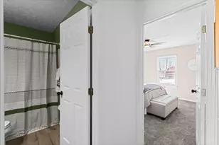 1065 Dunstan Ct, Hamilton Township, OH 45152 - Photo 20