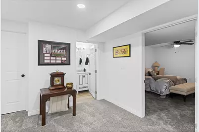 1065 Dunstan Court, Hamilton Township, OH 45152 - Photo 30