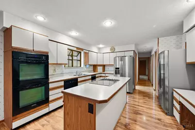 1749 Gloucester Drive, Fairfield, OH 45014 - Photo 10