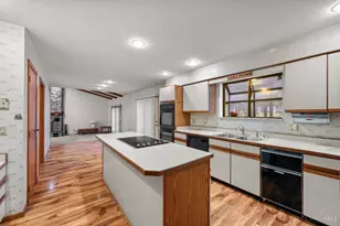 1749 Gloucester Dr, Fairfield, OH 45014 - Photo 12