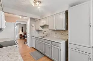 3030 Stratford Ct, Loveland, OH 45140 - Photo 8