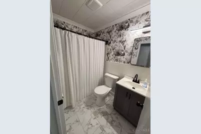 7909 Burgundy Lane, Cincinnati, OH 45224 - Photo 6