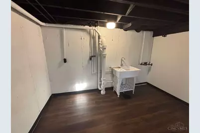 7909 Burgundy Lane, Cincinnati, OH 45224 - Photo 20