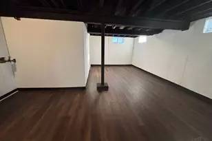 7909 Burgundy Ln, Cincinnati, OH 45224 - Photo 14