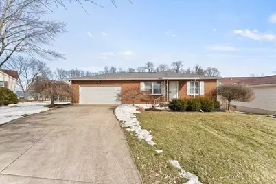 102 Robin Lane, Hillsboro, OH 45133 - Photo 2