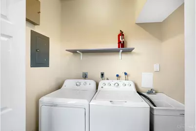 422 Clark Street, Cincinnati, OH 45203 - Photo 38