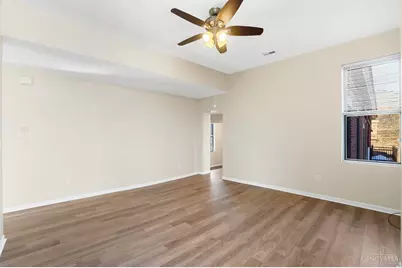 422 Clark Street, Cincinnati, OH 45203 - Photo 16