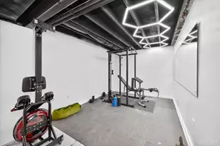 5667 Woodcreek Dr, Middletown, OH 45042 - Photo 42