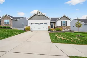 5667 Woodcreek Dr, Middletown, OH 45042 - Photo 2