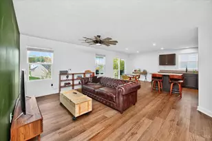 5667 Woodcreek Dr, Middletown, OH 45042 - Photo 8