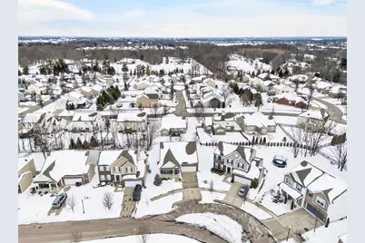 476 Haybrooke Drive, Hamilton Township, OH 45039 - Photo 6