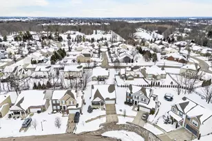 476 Haybrooke Dr, Hamilton Township, OH 45039 - Photo 6