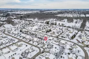 476 Haybrooke Dr, Hamilton Township, OH 45039 - Photo 8