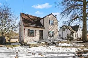 5436 Philloret Dr, Green Township, OH 45239 - Photo 2