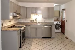 683 Danbury Rd, Cincinnati, OH 45240 - Photo 8