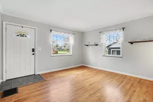 4304 Kugler Mill Rd, Sycamore Township, OH 45236 - Photo 4