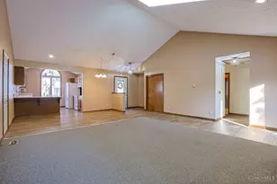 1365 Taft Pl, Hamilton, OH 45013 - Photo 8