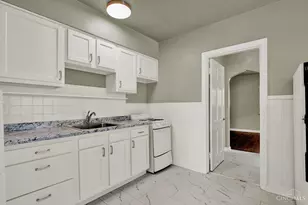 1226 Franklin Ave, Cincinnati, OH 45237 - Photo 4