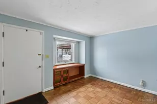 8635 Tudor Ct, Sycamore Township, OH 45242 - Photo 6