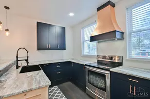 922 Vine St, Hamilton, OH 45011 - Photo 12