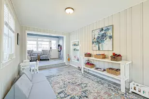 342 Durrell Ave, Wyoming, OH 45215 - Photo 14