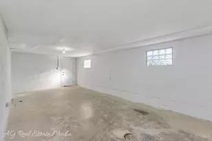 7936 Eagle Creek Rd, Cincinnati, OH 45247 - Photo 28