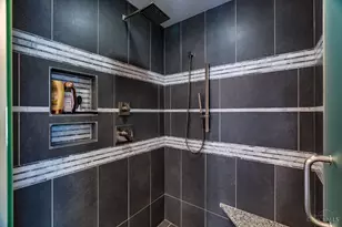 9883 Fawnrun Ct, Evendale, OH 45241 - Photo 24