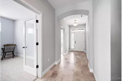 5100 Renaissance Park Drive, Middletown, OH 45005 - Photo 6