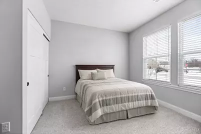 5100 Renaissance Park Drive, Middletown, OH 45005 - Photo 6