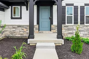 5322 Observer Ct, Turtle Creek Township, OH 45036 - Photo 4