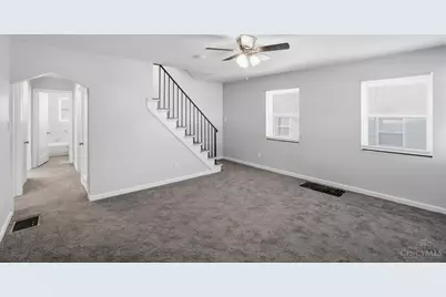 2807 W Galbraith Road, Cincinnati, OH 45239 - Photo 8