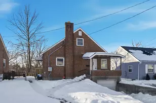 2807 W Galbraith Rd, Cincinnati, OH 45239 - Photo 2