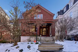 1005 Parkside Pl, Cincinnati, OH 45202 - Photo 1