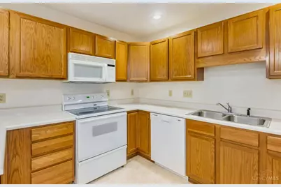 4911 N Arbor Woods Court #303, Green Township, OH 45248 - Photo 14