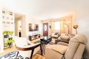 2617 Chesterhill Dr, Colerain Township, OH 45231 - Photo 2