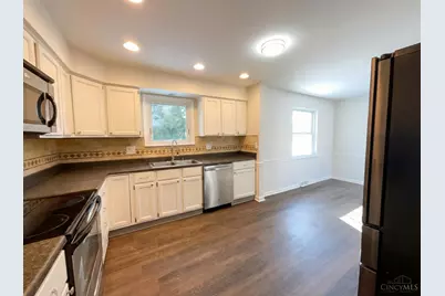 1719 Lindenhall Drive, Loveland, OH 45140 - Photo 12