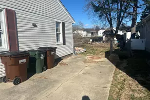 328 E Pike St, South Lebanon, OH 45065 - Photo 2